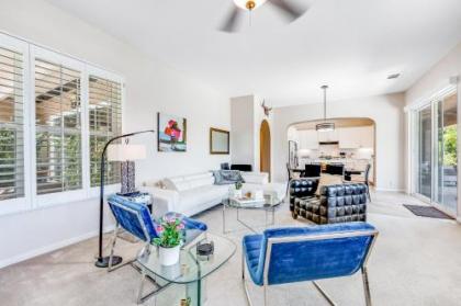 Luxury on the Lake Rancho Mirage - image 5