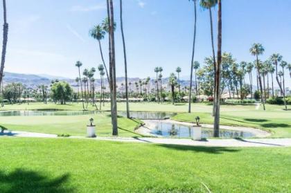 Nanis Dolce Vita   Golf Getaway with Pool   Near Dining condo Rancho mirage California