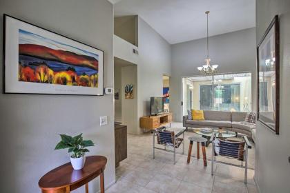 Contemporary Condo with Mtn Views and Pool Access - image 4