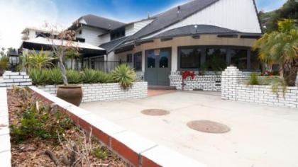 Americas Best Value Inn Rancho Palos Verdes - image 1