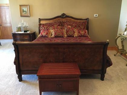 Attwood House Bed and Breakfast near Manhattan KS - image 9