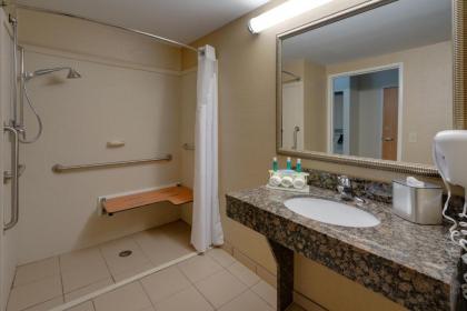 Holiday Inn Express Charles Town an IHG Hotel - image 13
