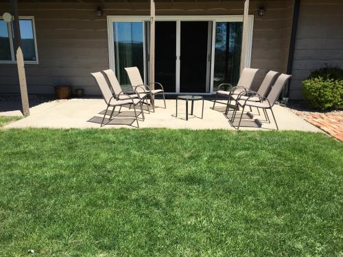 Priceless Black Hills View - image 2