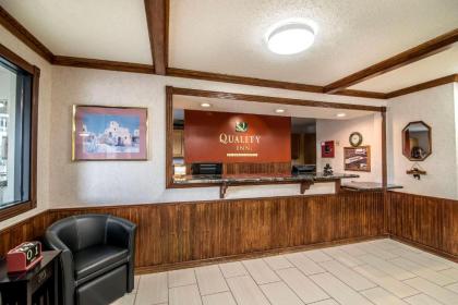 Quality Inn Raton - image 8