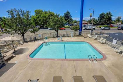 Motel 6-Red Bluff CA - image 10