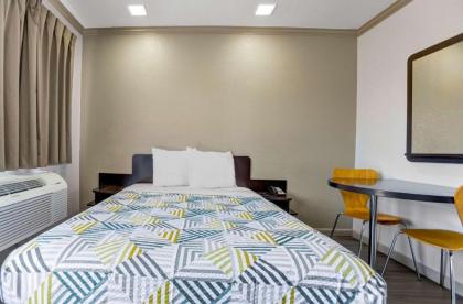 Motel 6-Red Bluff CA - image 9