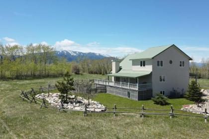 the Front Porch 20 Acre Country Home with mtn View Red Lodge Montana