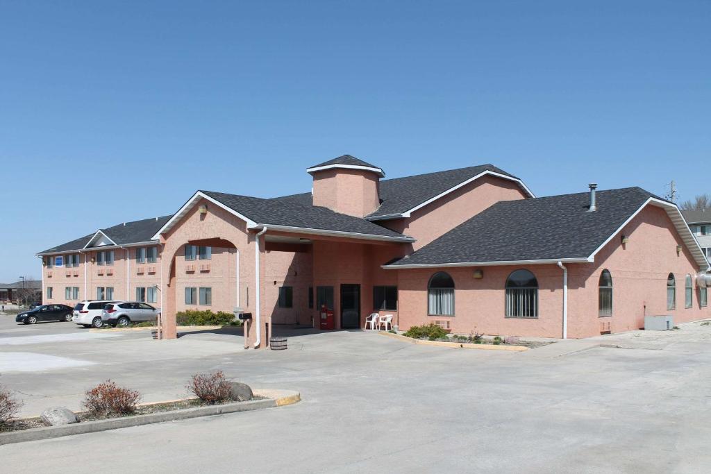 Rodeway Inn - main image
