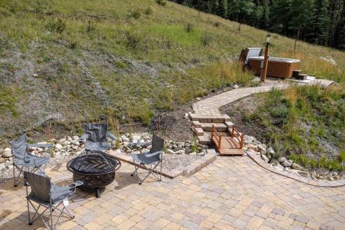29 Valley of the Pines - image 2