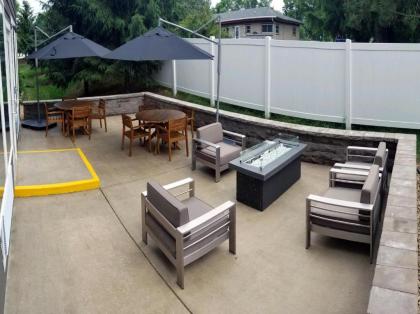 Country Inn & Suites by Radisson Red Wing MN - image 2