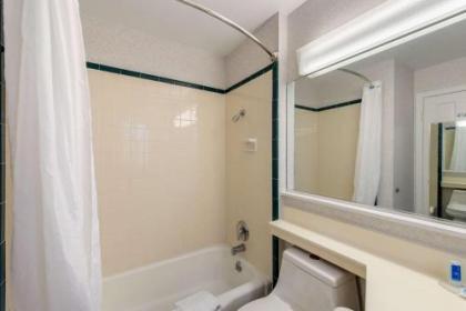 Rodeway Inn North Redding - image 11