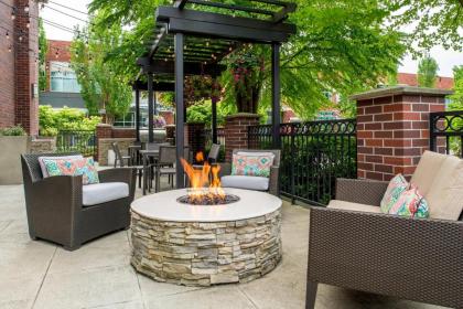 Residence Inn Seattle East/Redmond - image 8
