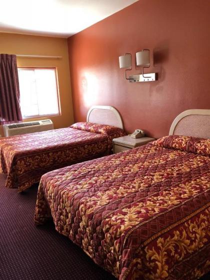 Moonlite Inn - image 15