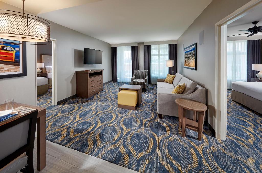 Hilton Garden Inn Los Angeles/Redondo Beach - image 5