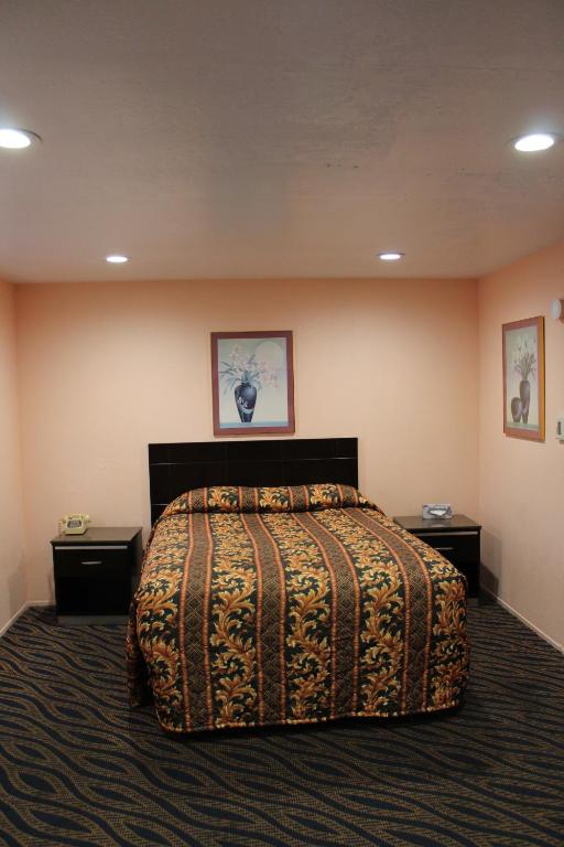 Budget Inn Redwood City - image 4