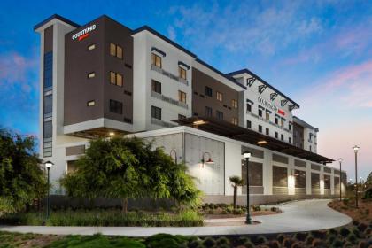 Courtyard by marriott Redwood City Redwood City