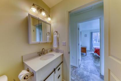 Clear Lake Condo - image 12