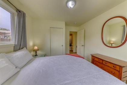 Clear Lake Condo - image 13