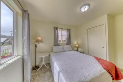 Clear Lake Condo - image 4