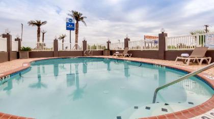 Best Western Refugio Inn - image 6