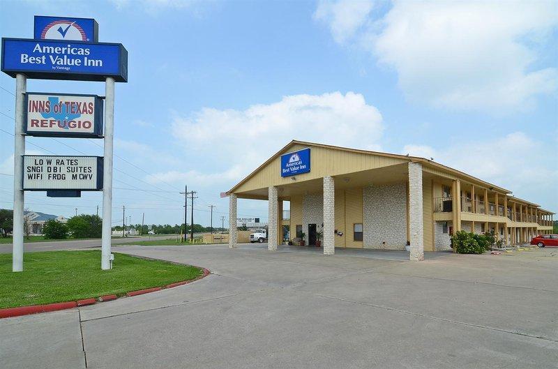 Americas Best Value Inn Refugio - main image