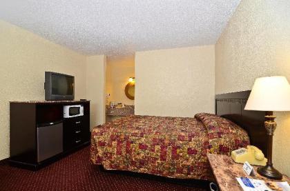Americas Best Value Inn Refugio - image 5