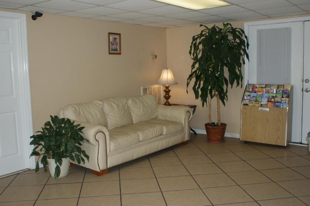 The Patriot Inn - image 5