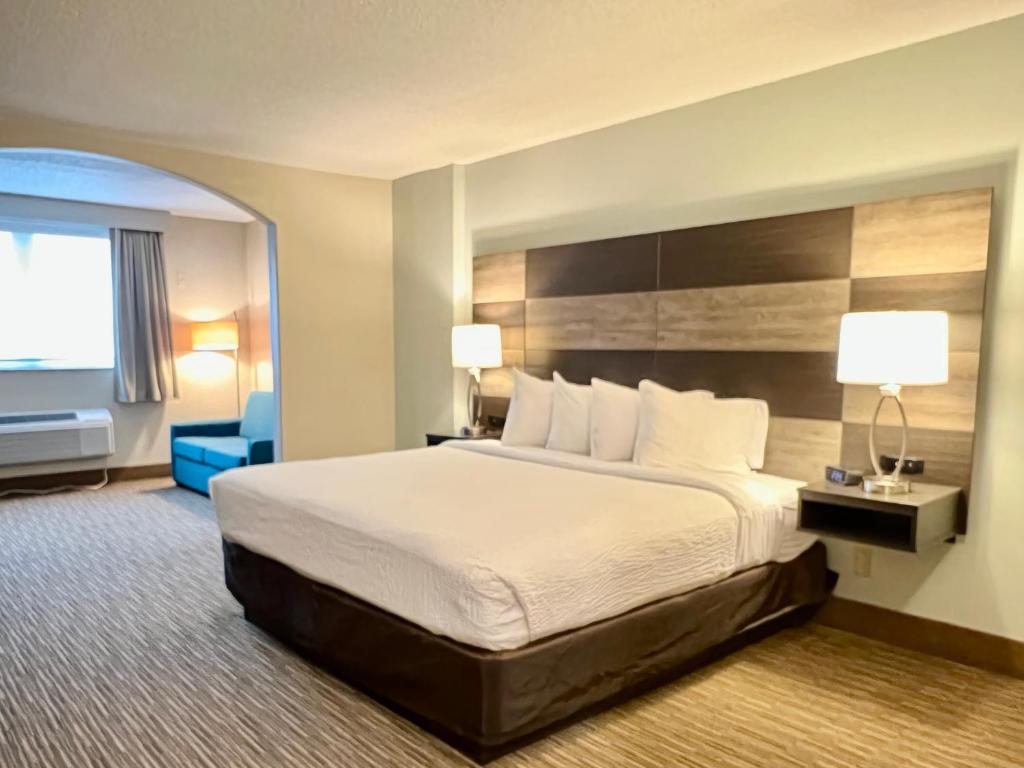 Quality Inn & Suites Rehoboth Beach – Dewey - main image