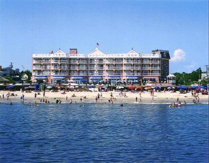 Boardwalk Plaza Hotel - image 3