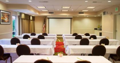 Hilton Garden Inn Seattle/Renton - image 21