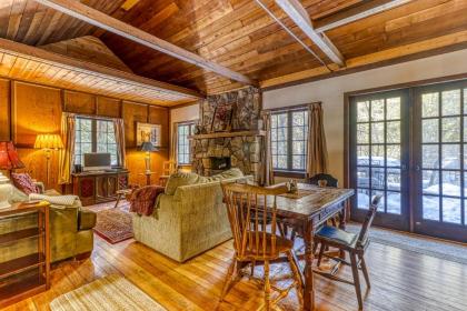 Bon Fir Cabin - image 15