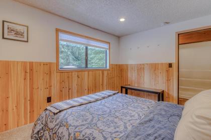 Sandy River Reverie - image 14