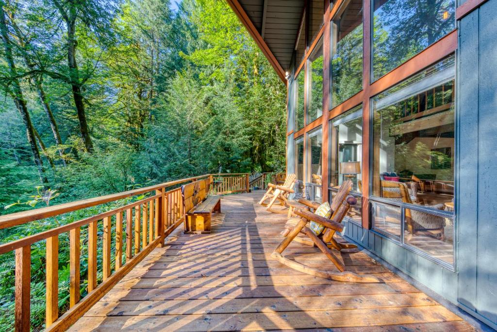 Rustling Waters Getaway - image 6