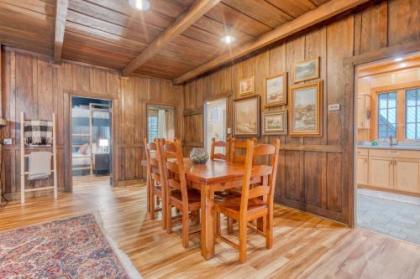 Hygge Cabin On The River - image 10