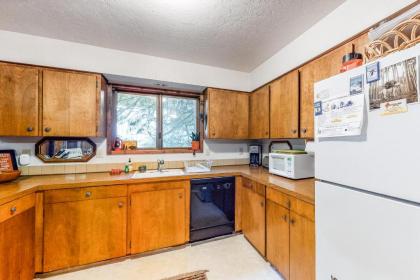 Big Bear River Retreat - image 6