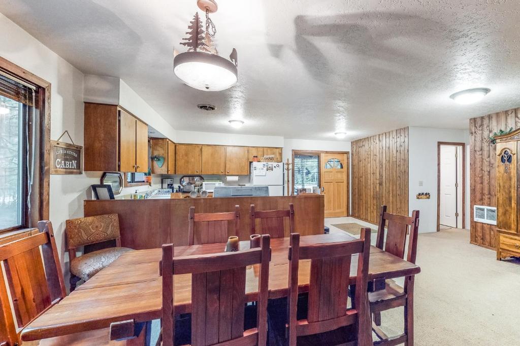 Big Bear River Retreat - image 7