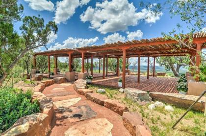 Exquisite Blame Her Ranch about 50 Mi to Santa Fe! - image 11