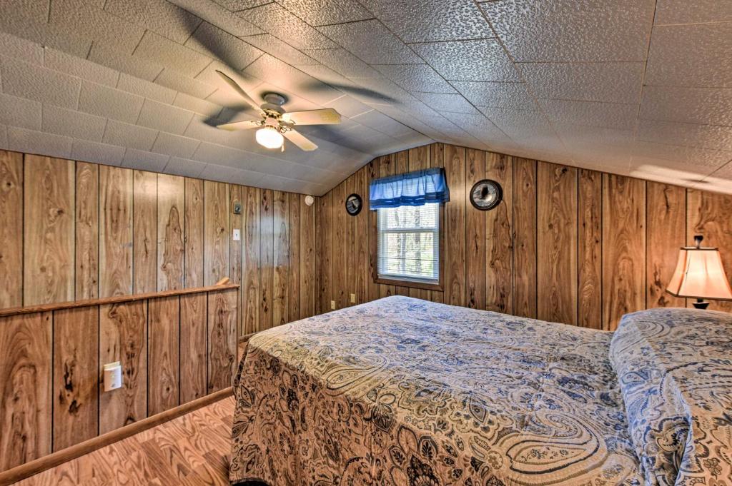 Remodeled Rice Lake Hideaway Home with Dock and Deck - image 6