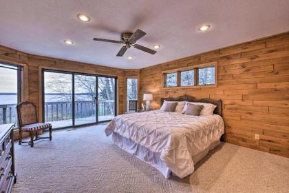 Cozy Expansive Lakefront Getaway with Spacious Deck! - image 3