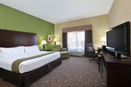 Holiday Inn Express Richfield - image 8