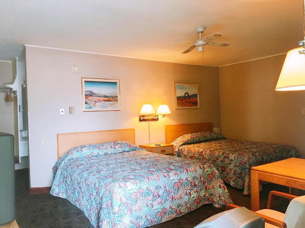 Appletree Inn - image 6