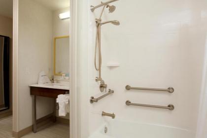 Hampton Inn Richland-Tri Cities - image 15