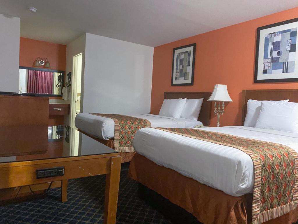 Royal Inn Richmond Hill- Savannah I-95 - image 7
