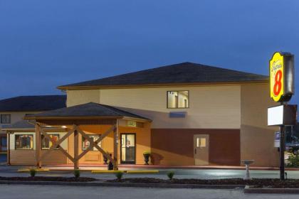 Super 8 by Wyndham Richmond - image 7