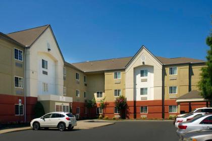 Candlewood Suites Richmond - South