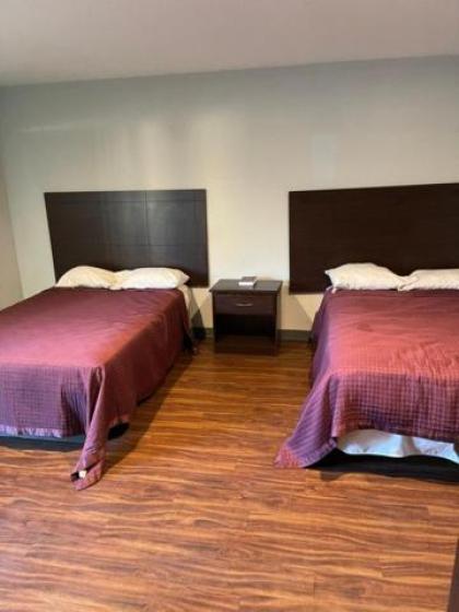Richmond Motel - image 11