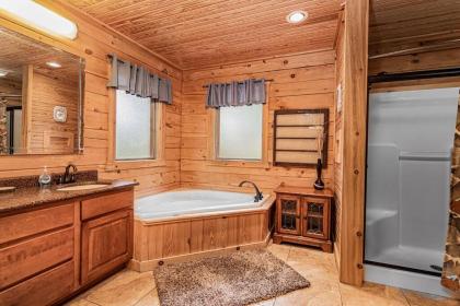 Luxury 2700 Sq Ft Log Cabin Private Hot Tub Game room Pool Table Best View - image 12