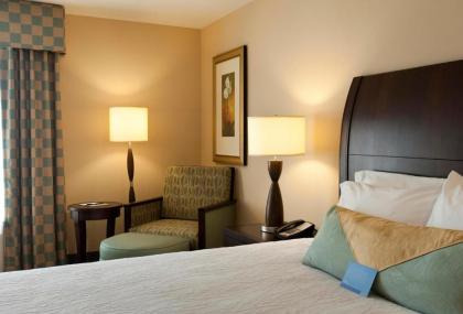 Hilton Garden Inn Ridgefield Park - image 12
