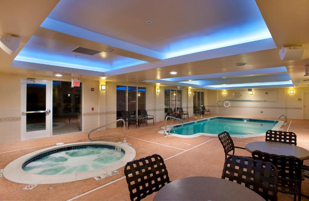 Hilton Garden Inn Ridgefield Park - image 5