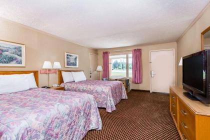 Travelodge by Wyndham Ridgeway Martinsville Area - image 4